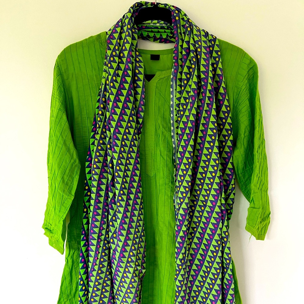Three piece indian kurta set salwar kameez